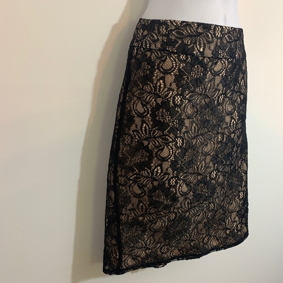 Black Lace Skirt by New York & co. Size 8 - Picture 4 of 7